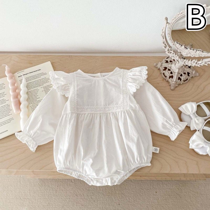 女の子用レース付き白いベビードレス帽子セット