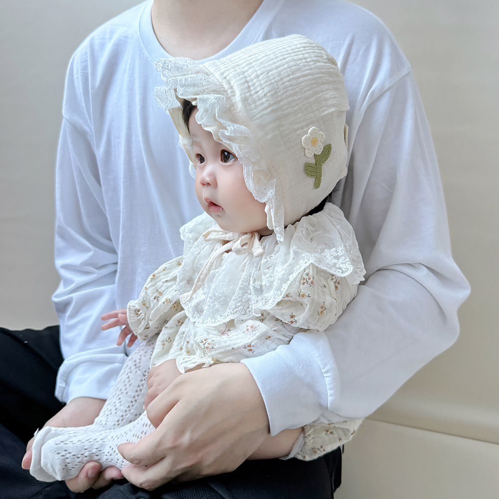 https://fulmo-img-server.com/babymaru/d805c77a-cde4-46ca-bd93-7545851aa382.jpg