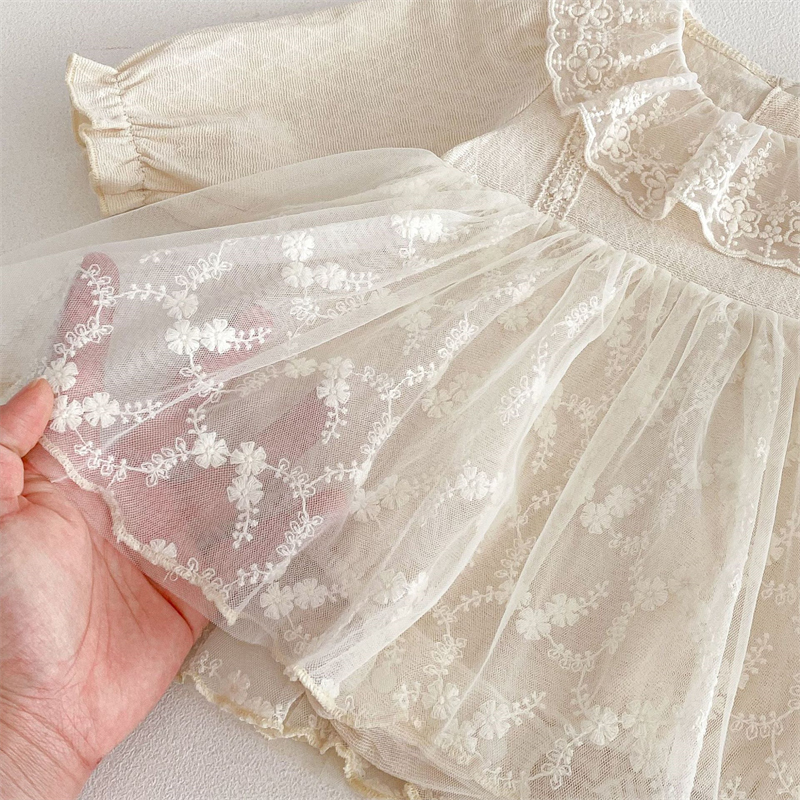 春新作 女の子 レース襟 長袖ベビードレス 結婚式