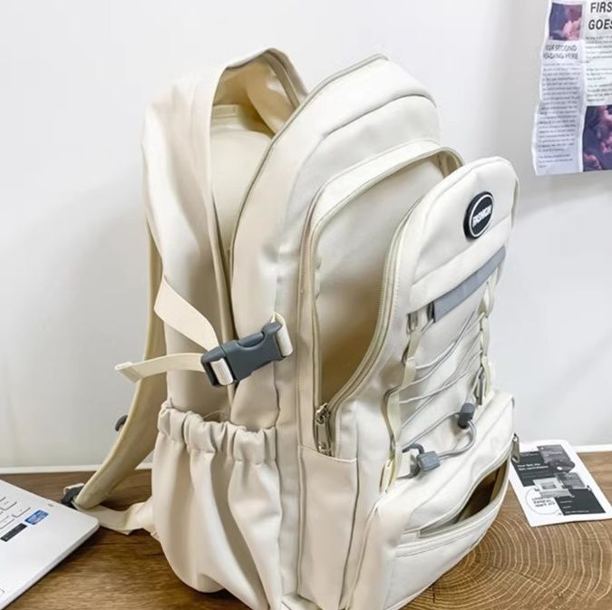 https://fulmo-img-server.com/back2school/1746586708961_agrn7y9q_5qmu5one.jpeg