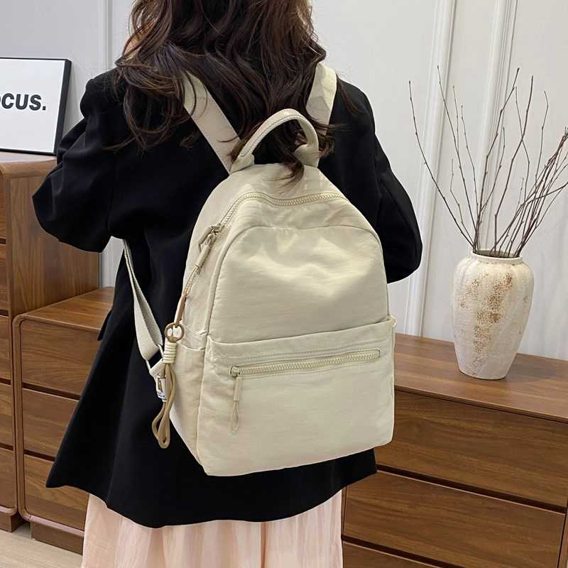 https://fulmo-img-server.com/back2school/1756290626916_1jrr97i6_ksknoe3r.jpeg