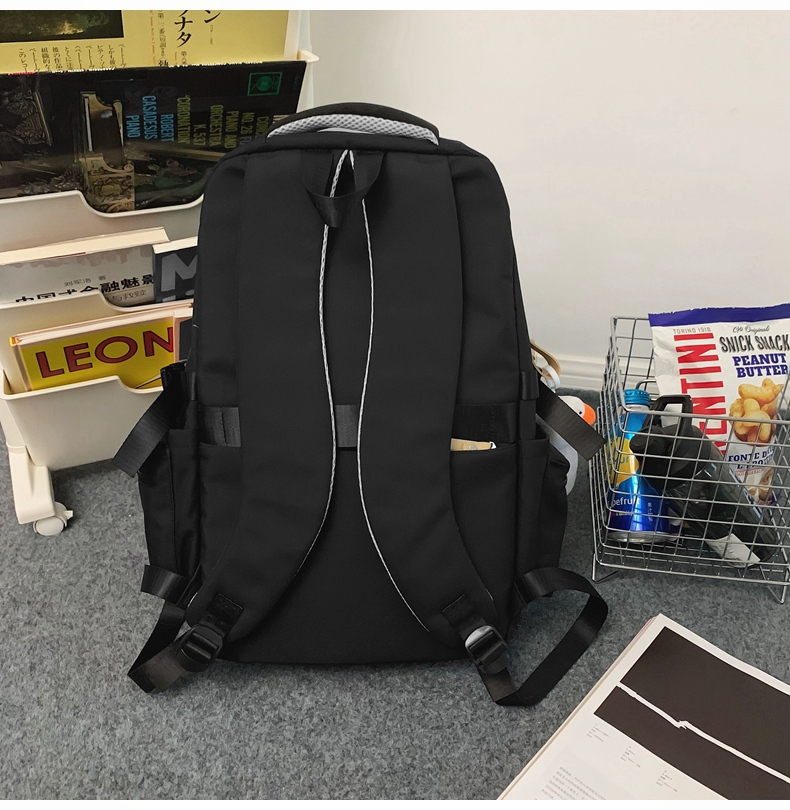 https://fulmo-img-server.com/back2school/2198282f-1f81-4140-bff9-3d0c15867766.jpg