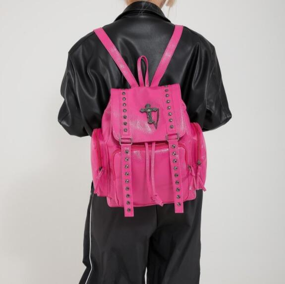 高校生 リュック 合成皮革十字架デザイン大容量リュック