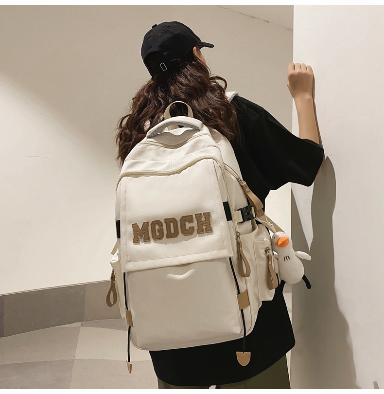 https://fulmo-img-server.com/back2school/35990904-4157-4416-b6ab-f639d30c7fe6.jpg