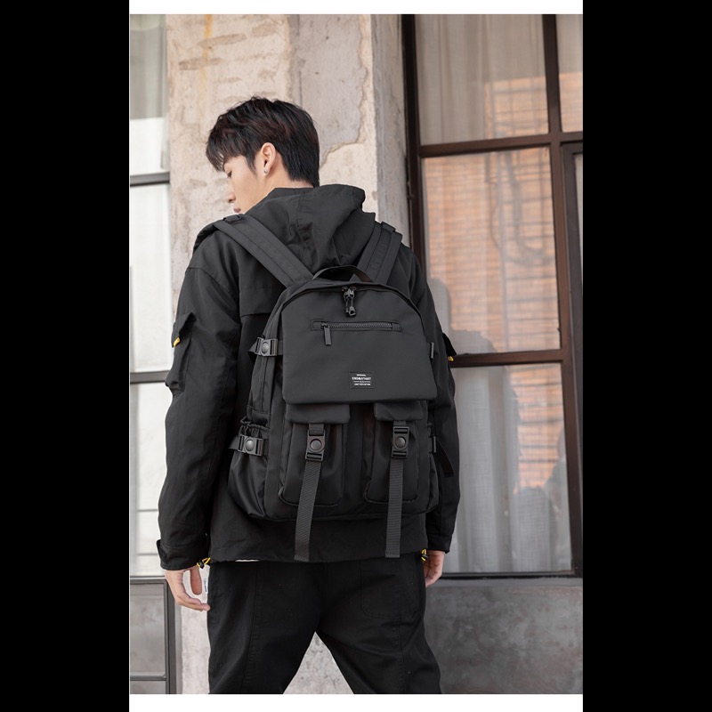 https://fulmo-img-server.com/back2school/55c2bea0-ba79-43f5-b749-fa5ede38c285.jpg