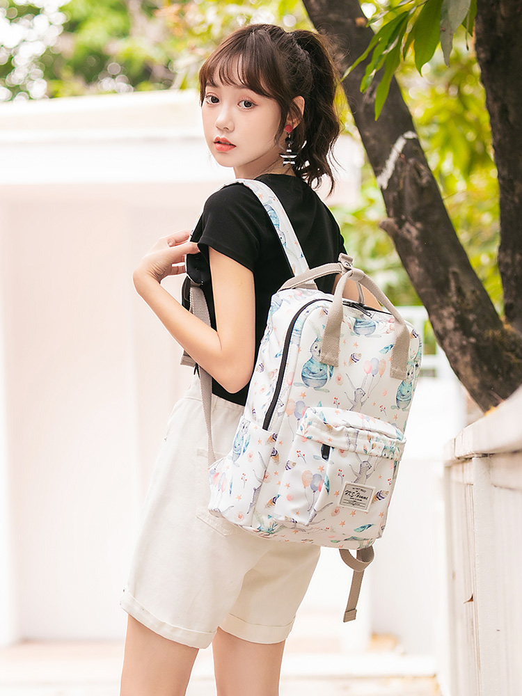 https://fulmo-img-server.com/back2school/77cebb81-1142-4c0e-9676-6bb9e58cd1c0.jpg