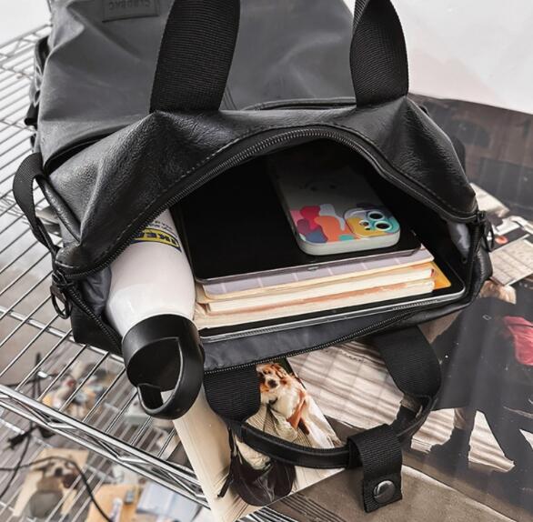 高校生 リュック 高校生向け合皮リュック 大容量通学バッグ