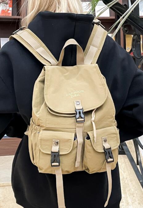 高校生 リュック 多機能ポケット付き大容量リュックサック