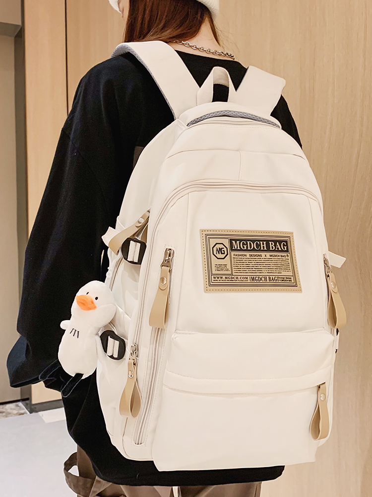 https://fulmo-img-server.com/back2school/8e732960-31e0-4746-9605-c5f92b0a0e20.jpg