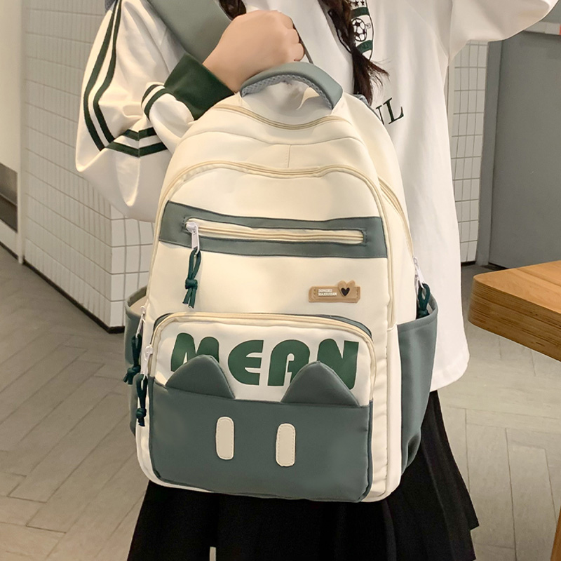https://fulmo-img-server.com/back2school/ab91cb1c-d1e1-43aa-90aa-b386d2b2038b.jpg