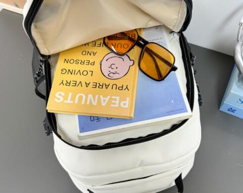 高校生 リュック 高校生向け多機能リュック 透明ポケット付き背負い鞄