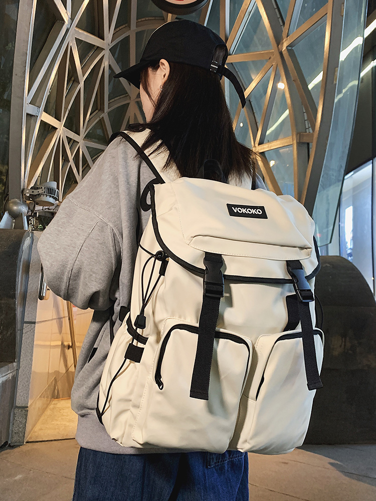 https://fulmo-img-server.com/back2school/bd94bd39-02fe-419d-ba17-fd2e9d060c76.jpg