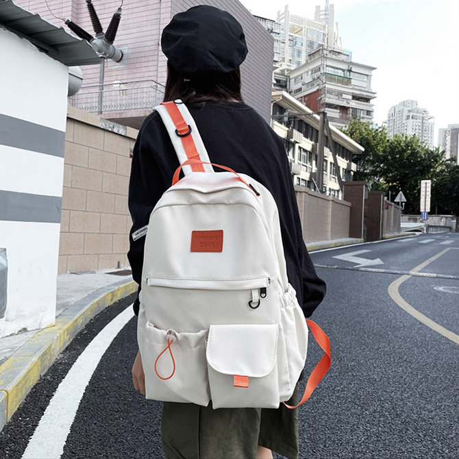 https://fulmo-img-server.com/back2school/c5f70a00-ed0f-4c8b-8d58-03be1a7ecb1b.jpg
