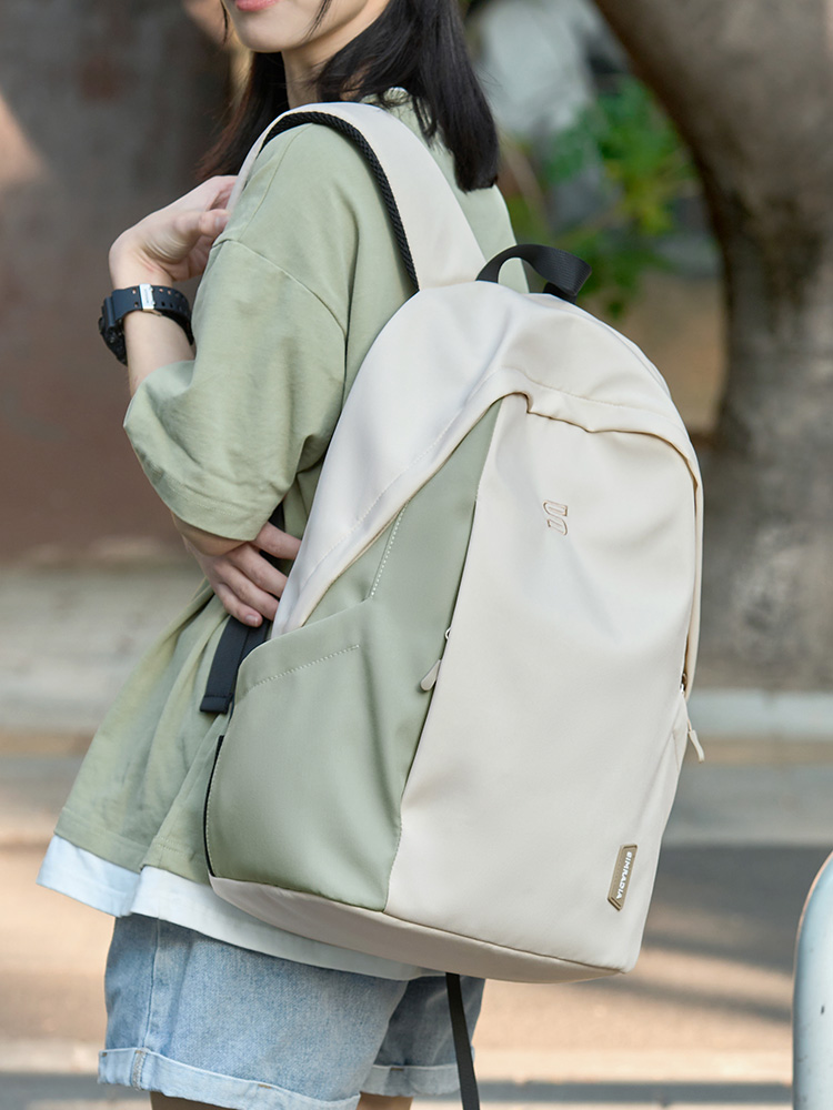 高校生 リュック シンプル美線デイリーリュック