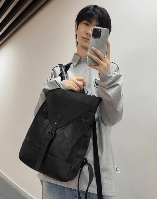 高校生 リュック 高校生向け合成皮革リュック通学バッグ