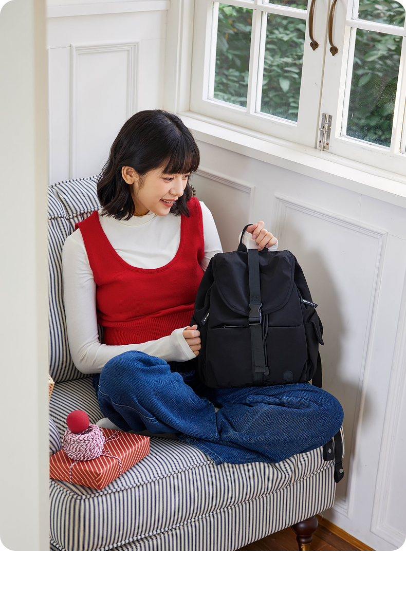 高校生 リュック フラップ付き多機能通学リュック