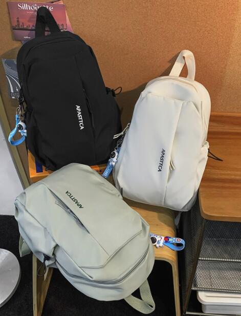 高校生 リュック 高校生向け多機能リュックサック通学用背負い鞄