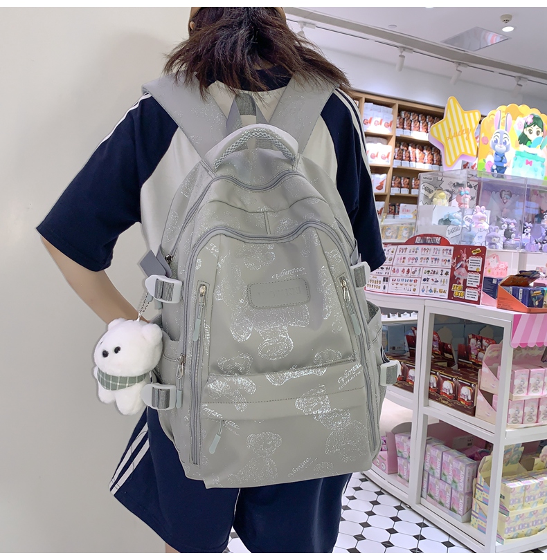 https://fulmo-img-server.com/back2school/e9f9b032-341f-479f-b75b-9c46a8abd9e1.jpg