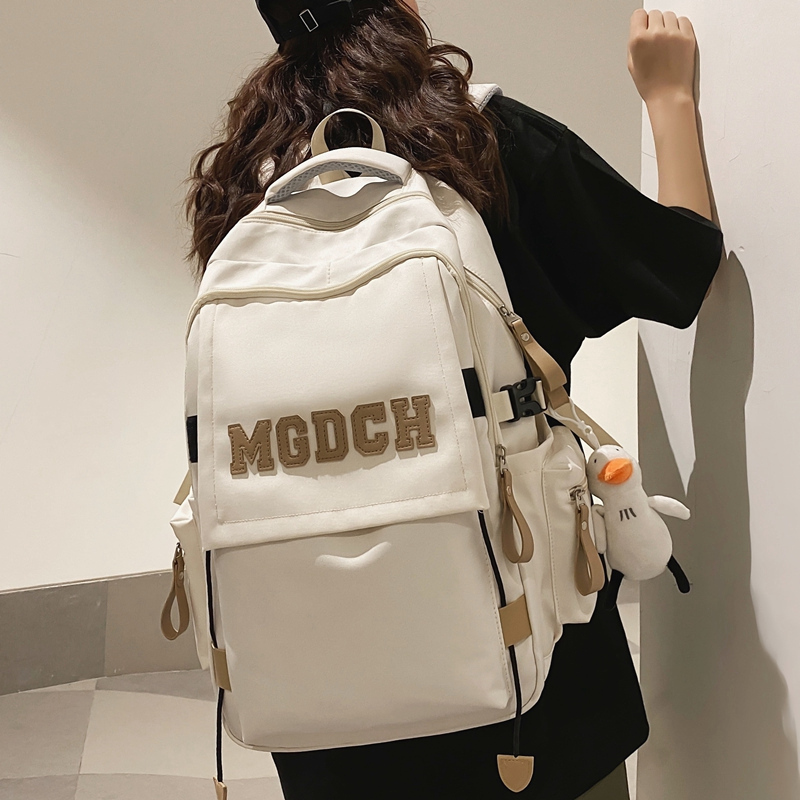https://fulmo-img-server.com/back2school/ebeff48a-4fb1-4c3b-8cc5-88231089994d.jpg