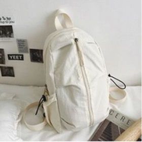 バックパック 軽量シンプル散策バックパック