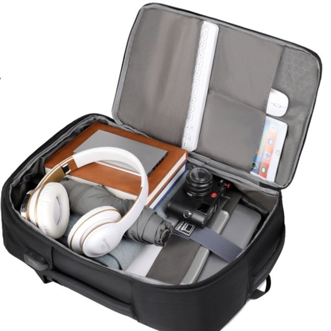 バックパック 多機能仕切り付きビジネス旅行鞄