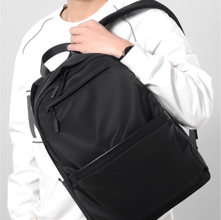 多機能大容量通勤用ビジネスバックパック