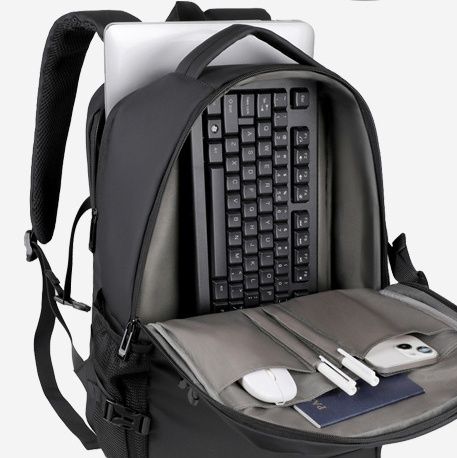 旅行 多機能大容量バックパック