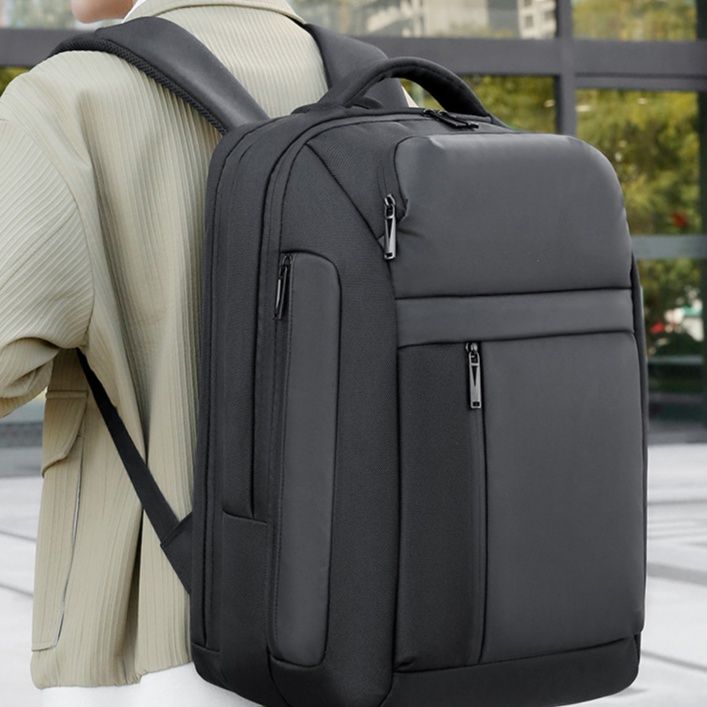 多機能収納 ビジネス旅行用バックパック