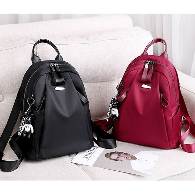  軽量ナイロン製丸みフォルムの通勤用バックパック