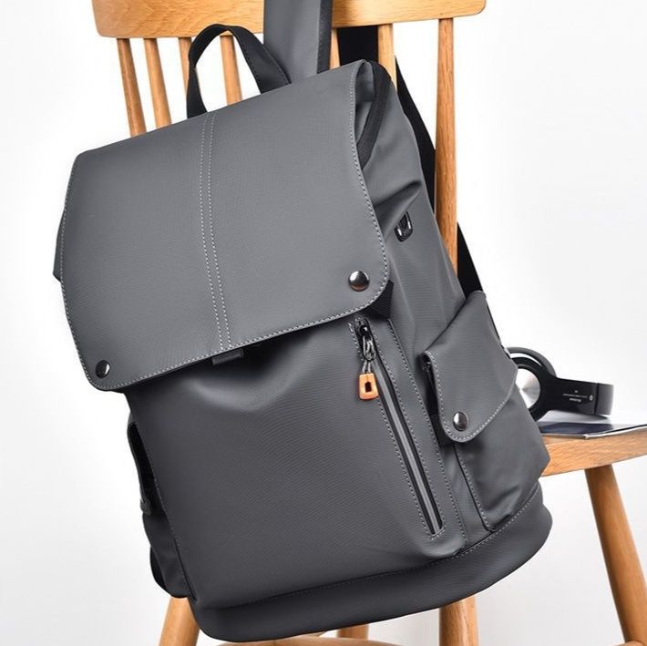 男性用フラップ式四角型通学バックパック大容量