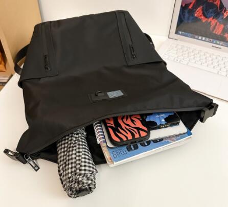 バックパック 通勤用大容量多機能