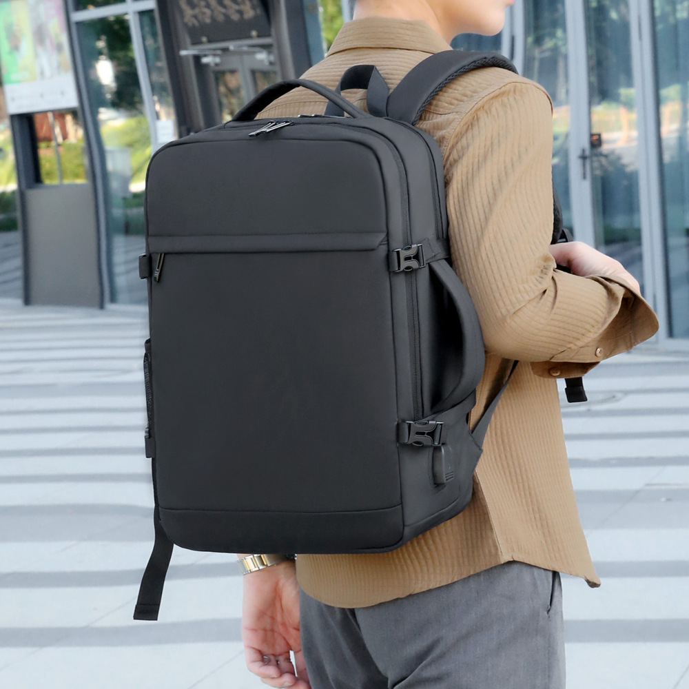 旅行 多機能大容量バックパック