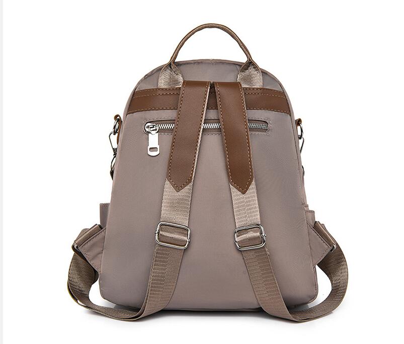 通勤用レディース大容量軽量バックパック