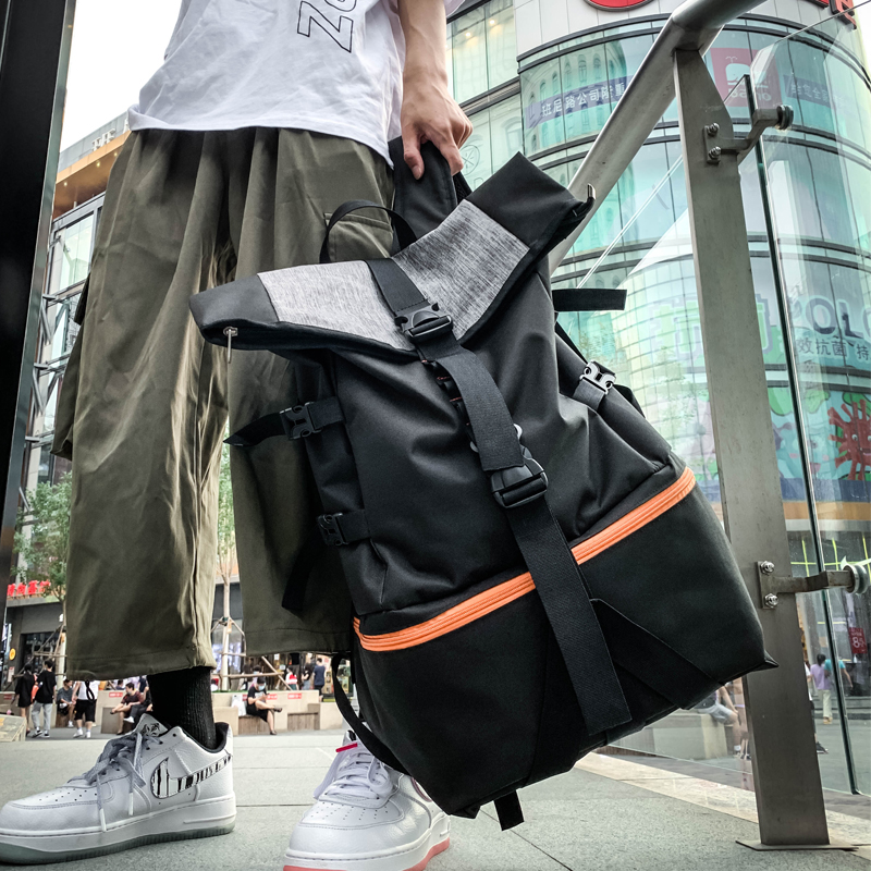 バックパック 大容量多機能ロールトップ型旅行バックパック