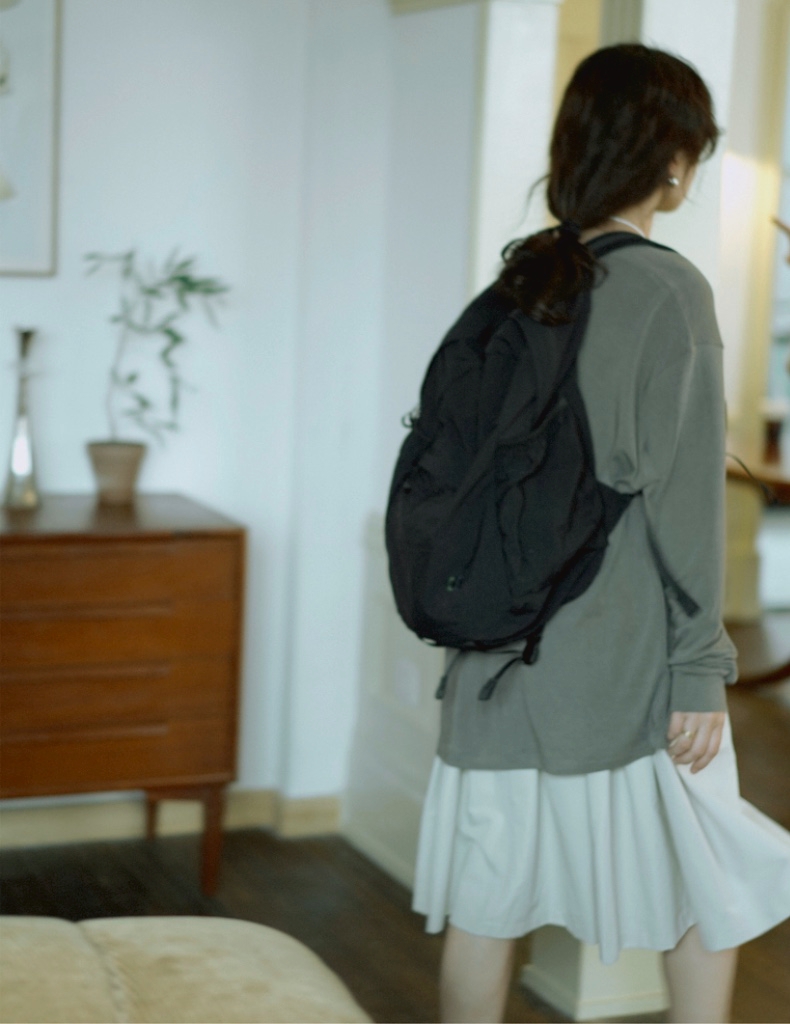 バックパック 上質シンプル 通勤リュック