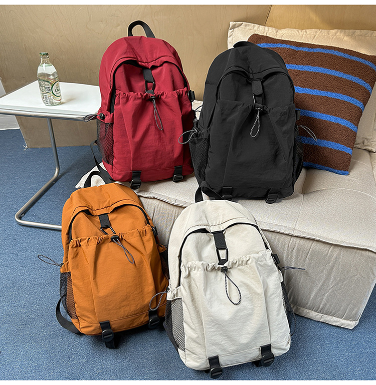 バックパック 旅行 実用的な旅人のリュックサック