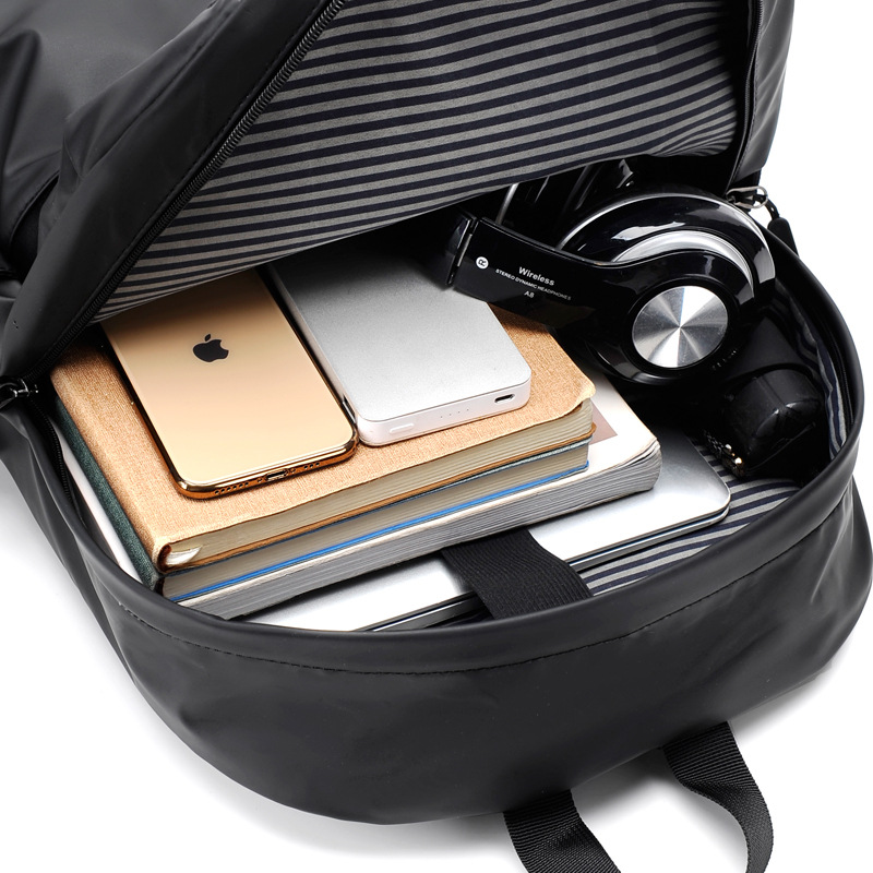 バックパック シンプル大容量多機能旅行背負い鞄
