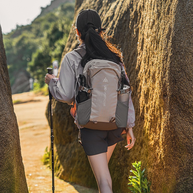 バックパック 登山 山岳軽量防水バック