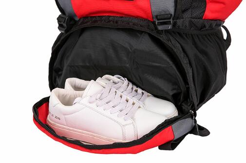 大容量九十リットル登山用バックパック