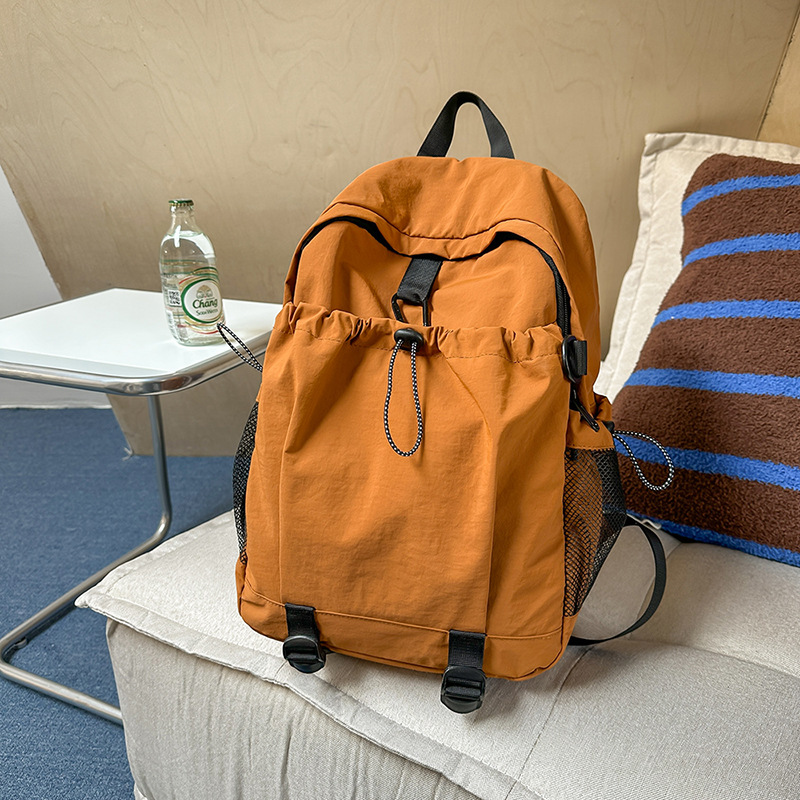 バックパック 旅行 実用的な旅人のリュックサック