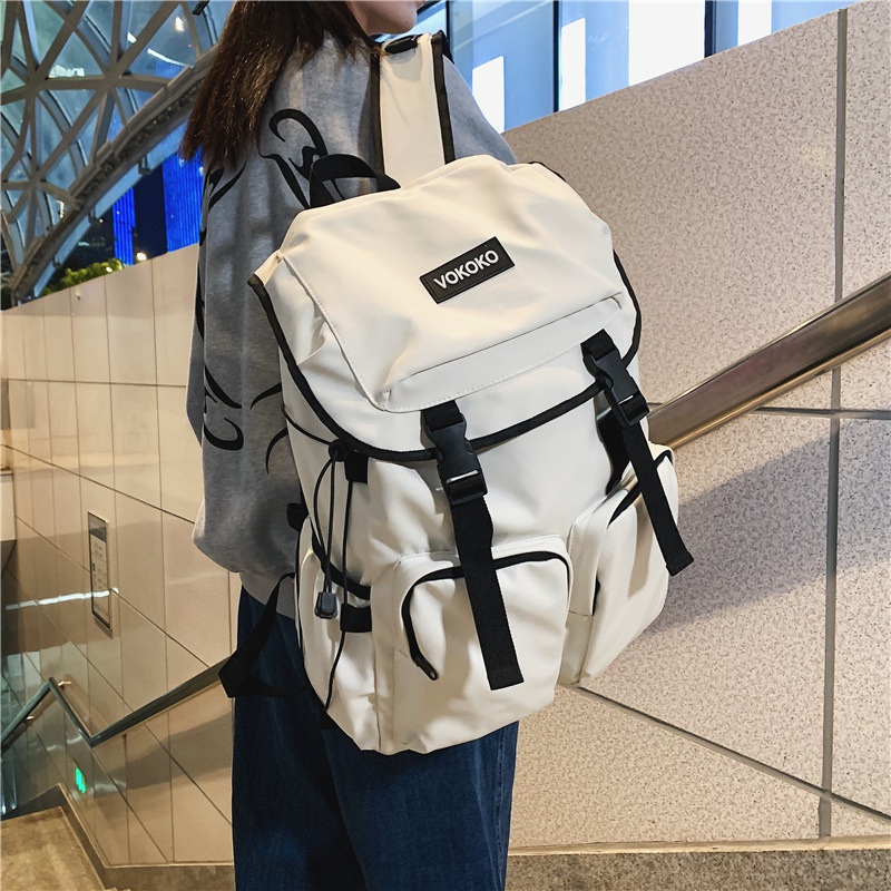 バックパック 機能的実用派リュック