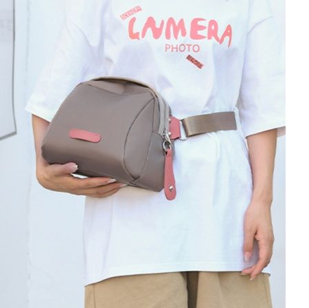 ナイロンバッグ 洗練シルエット 実用派サコッシュ
