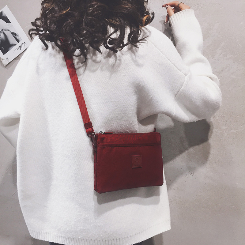 ナイロンバッグ シンプル軽量ミニポシェット