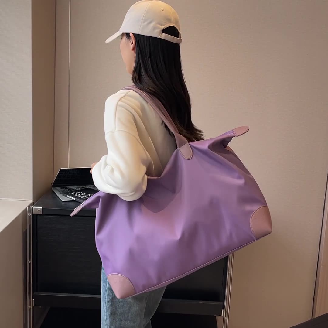 ナイロンバッグ やわらか風合い 旅のお供トート