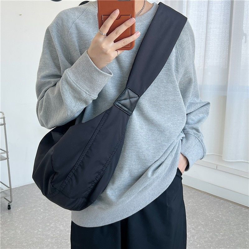 https://fulmo-img-server.com/baggly/fcfb9228-d5a4-465e-8392-8050ceede2f5.jpg