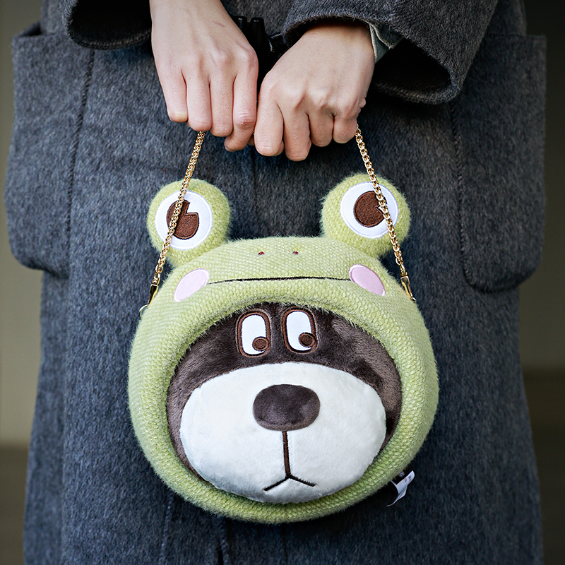 ショルダーバッグレディース カエルクマちゃんファーバッグ