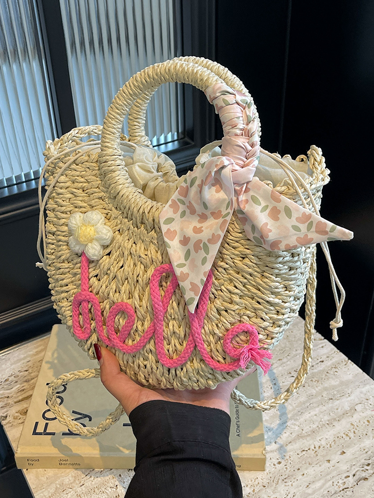 ショルダーバッグレディース 花刺繍付き丸型ミニかごバッグ
