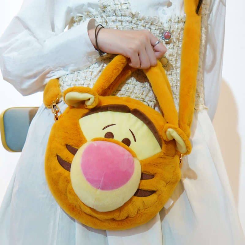 ショルダーバッグレディース トラ風キャラクターふわふわショルダー
