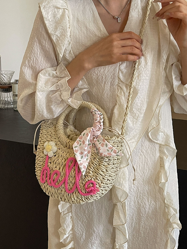 ショルダーバッグレディース 花刺繍付き丸型ミニかごバッグ