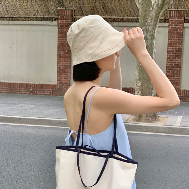 大きめつばシンプル無地レディースバケットハット